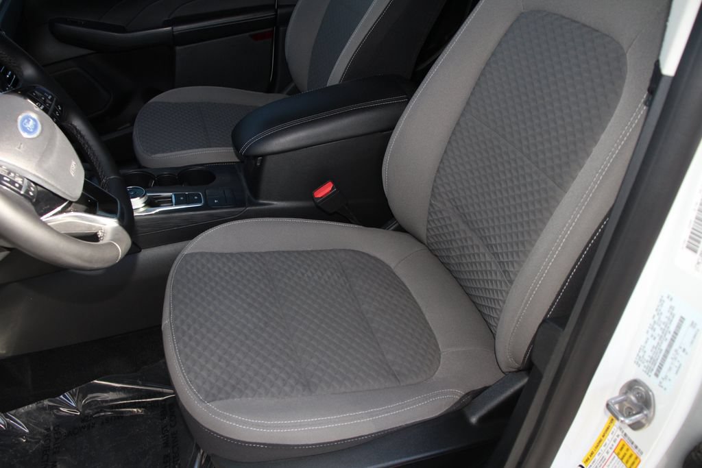 Certified 2022 Ford Escape SE w/ SE Sport Appearance Package FWD image 23