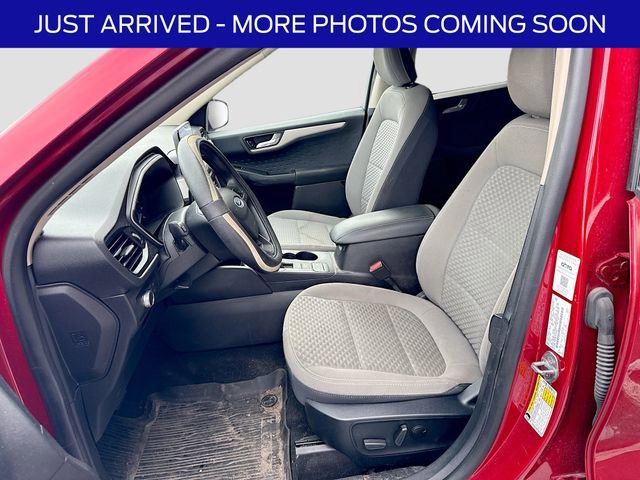 Certified 2020 Ford Escape SE image 14