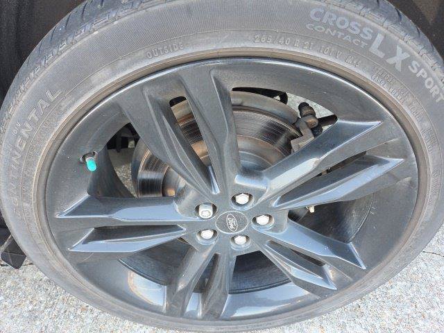 Certified 2019 Ford Edge ST w/ Equipment Group 401A AWD/4WD image 20