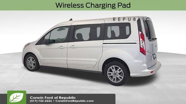 Certified 2022 Ford Transit Connect XLT image 6