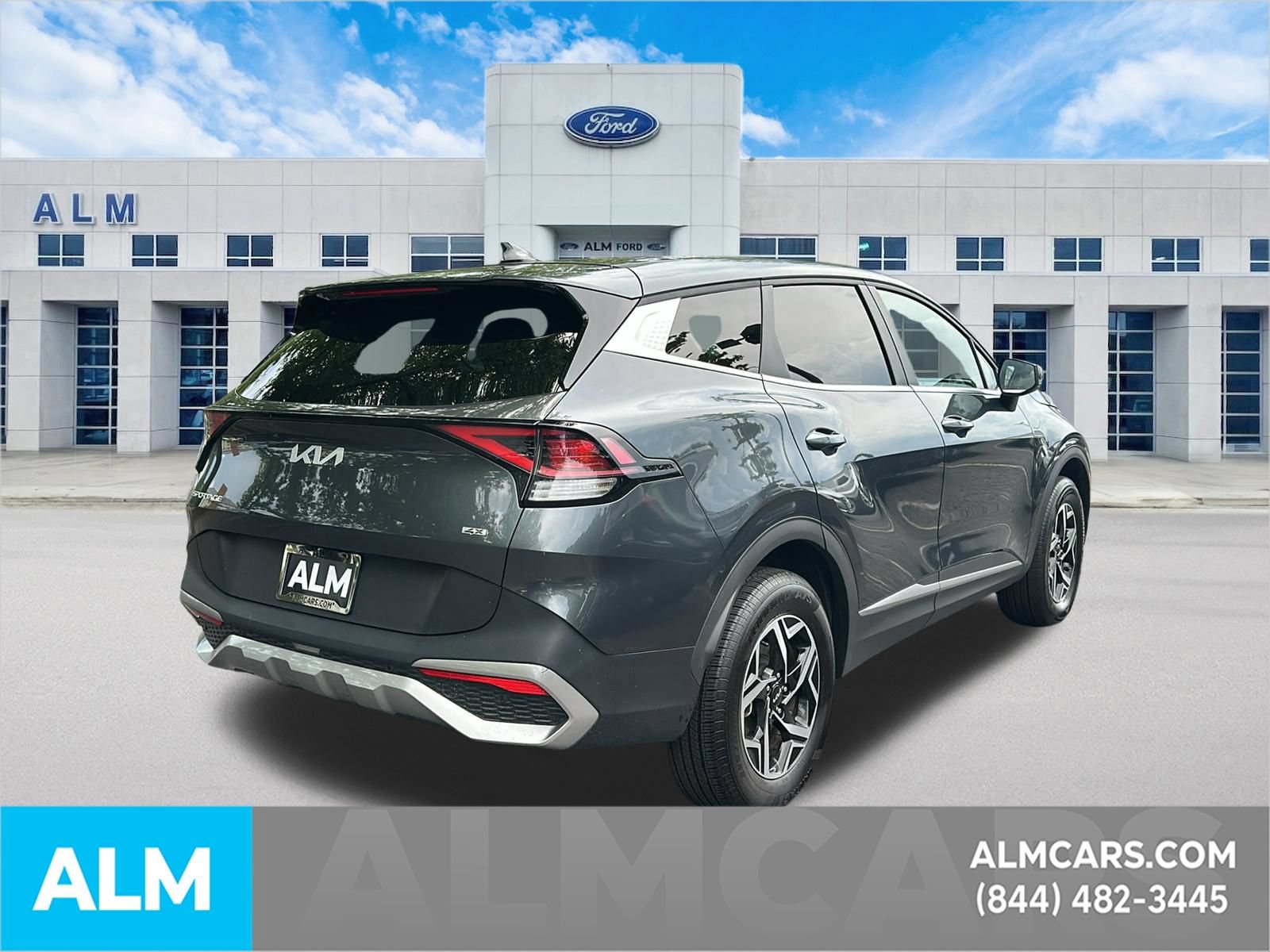 Used 2025 Kia Sportage LX AWD/4WD image 5