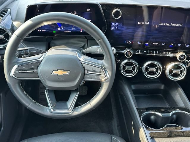 Used 2024 Chevrolet Blazer EV LT AWD/4WD image 14
