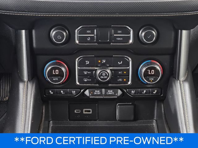 Used 2021 Chevrolet Suburban Premier AWD/4WD image 28