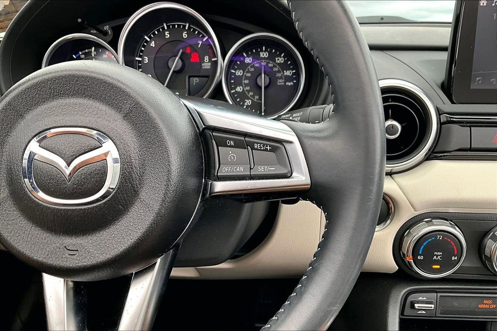 Used 2021 MAZDA MX-5 Miata RF Grand Touring RWD image 21
