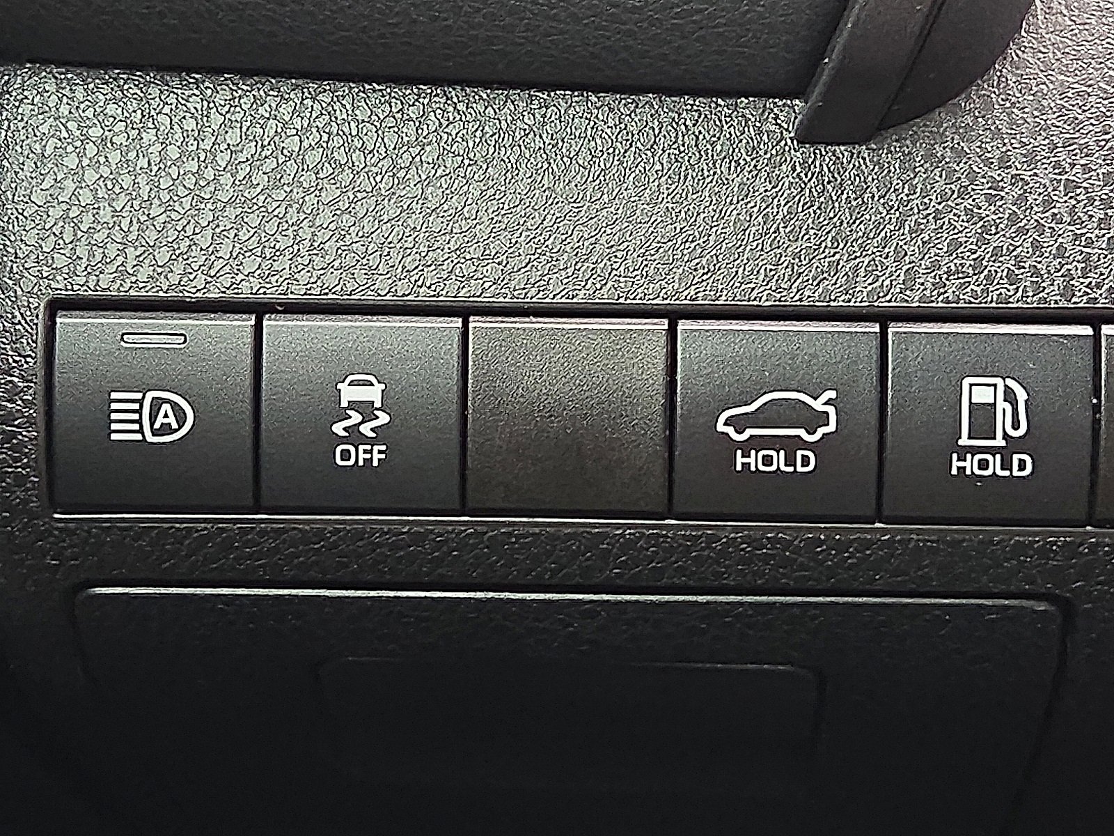 Used 2020 Toyota Camry XSE image 21