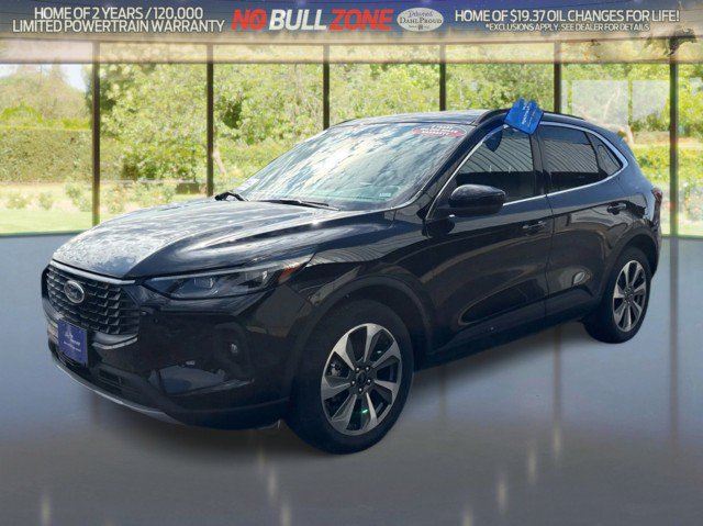 Certified 2025 Ford Escape Platinum