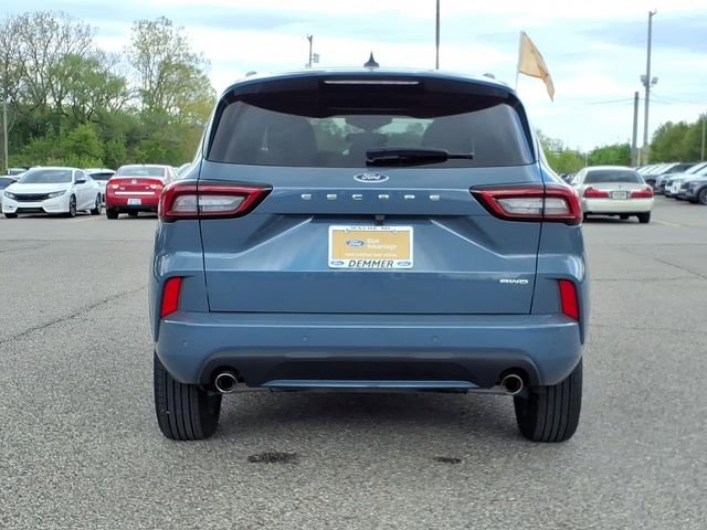 Certified 2024 Ford Escape ST-Line w/ Tech Pack #1 AWD/4WD image 5
