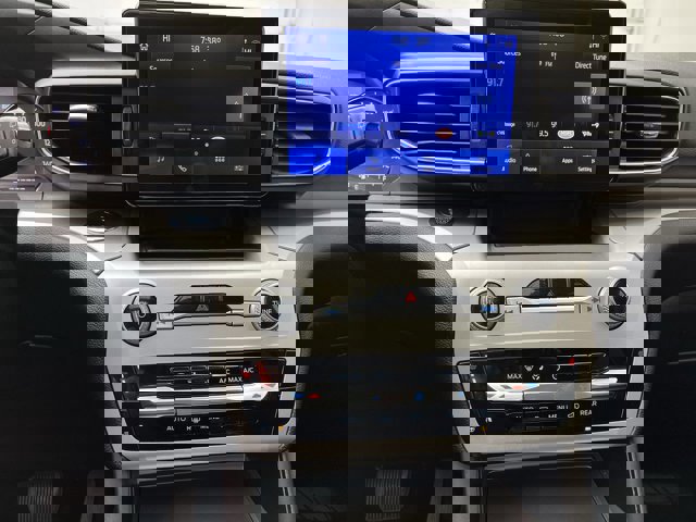 Certified 2022 Ford Explorer XLT w/ Equipment Group 202A image 26