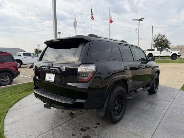 Used 2021 Toyota 4Runner SR5 image 6