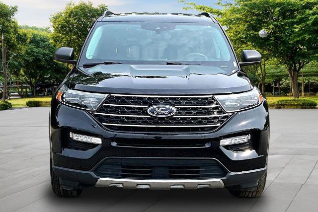Certified 2024 Ford Explorer XLT w/ Equipment Group 202A AWD/4WD image 3