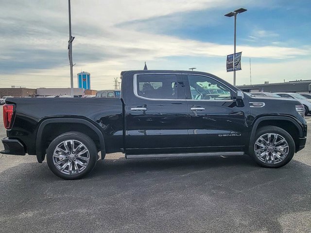 Used 2023 GMC Sierra 1500 Denali AWD/4WD image 9