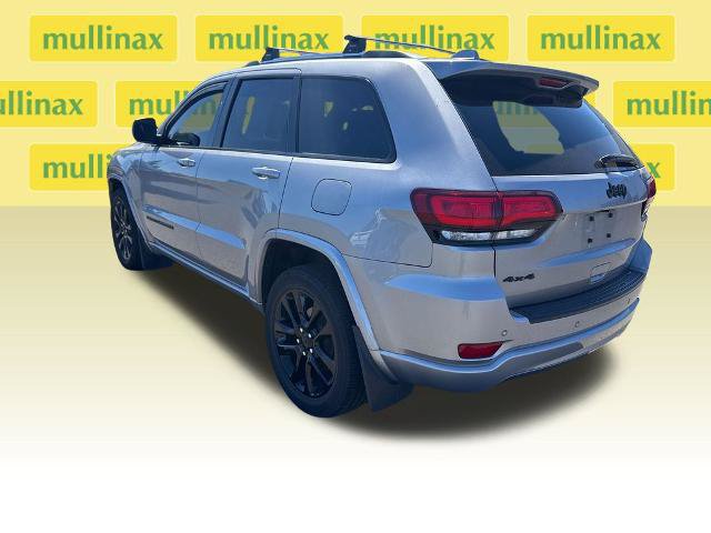 Used 2020 Jeep Grand Cherokee Altitude AWD/4WD image 11