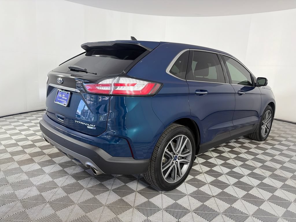 Certified 2020 Ford Edge Titanium AWD/4WD image 7