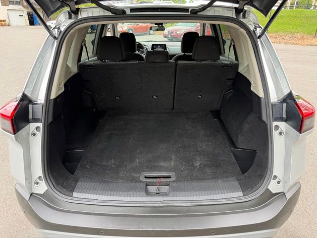 Used 2023 Nissan Rogue SV AWD/4WD image 30
