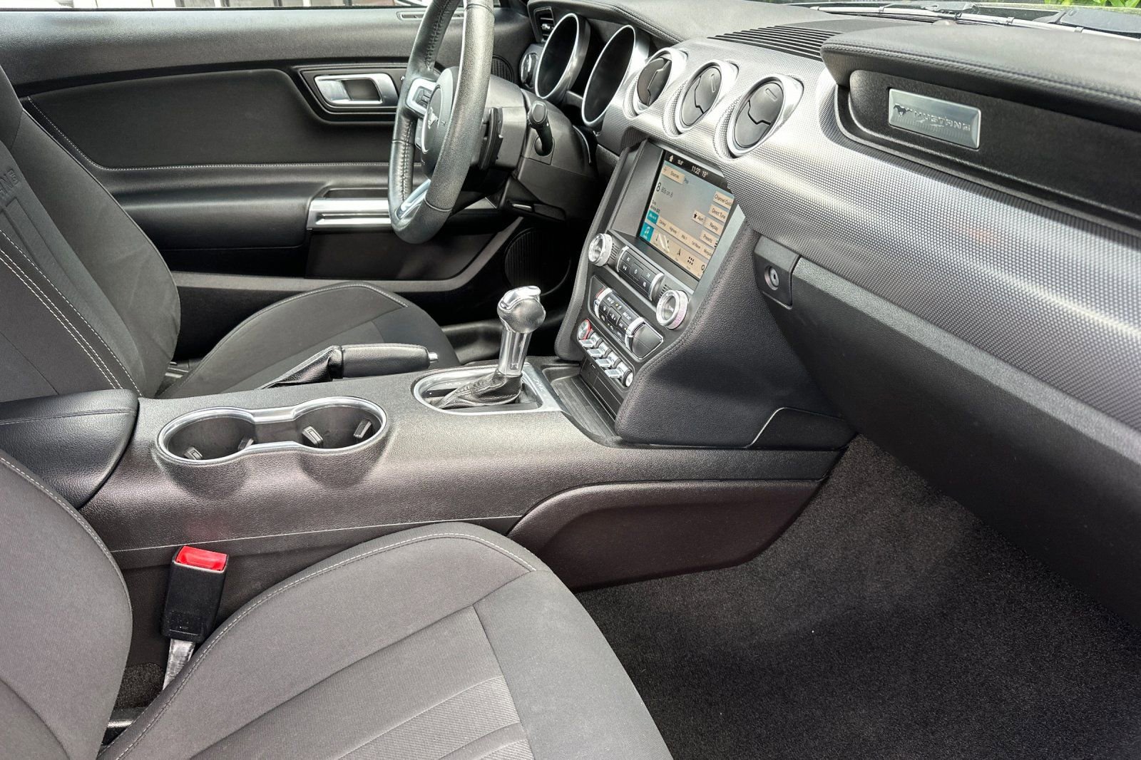 Certified 2019 Ford Mustang Coupe w/ Equipment Group 101A image 17