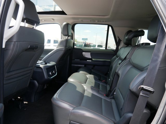 Certified 2025 Ford Expedition Active AWD/4WD image 12