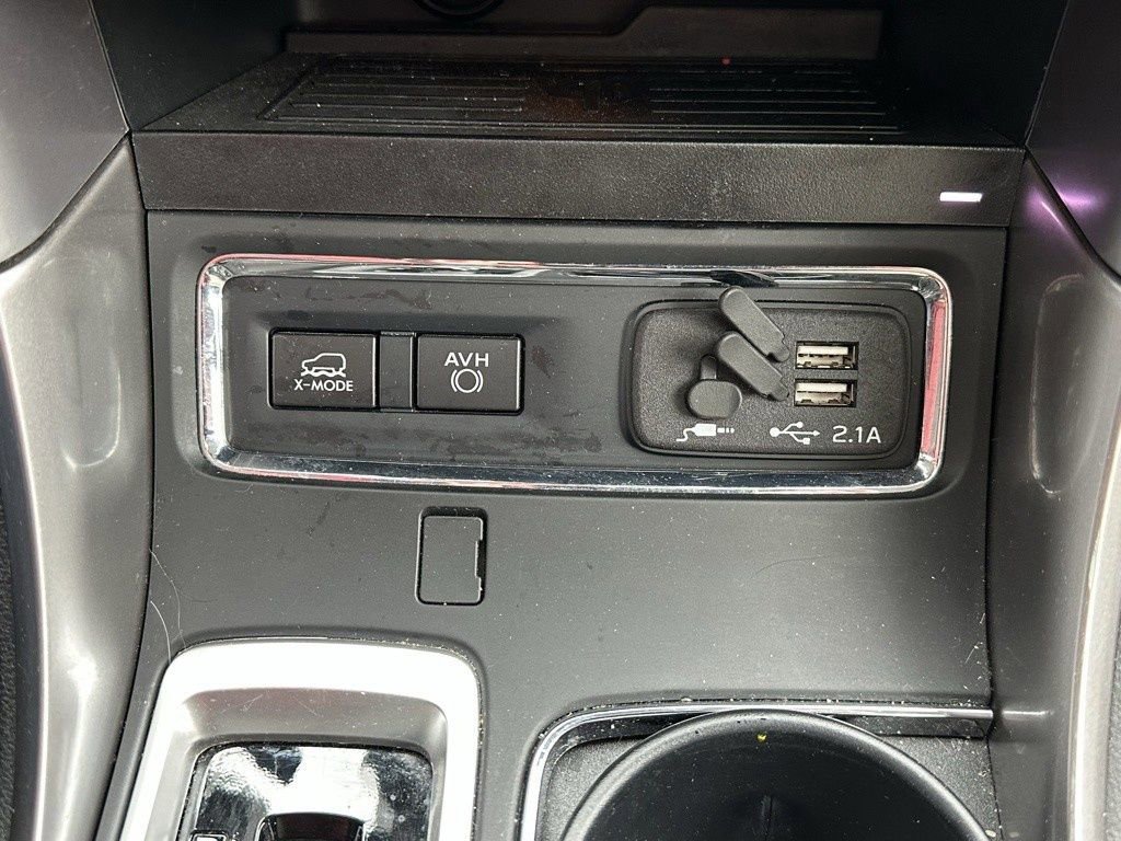 Used 2021 Subaru Ascent Limited w/ Technology Package image 34