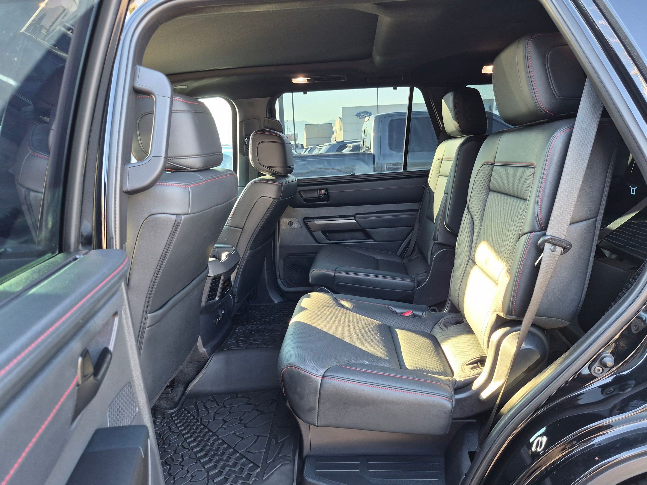 Used 2025 Toyota Sequoia TRD Pro AWD/4WD image 31