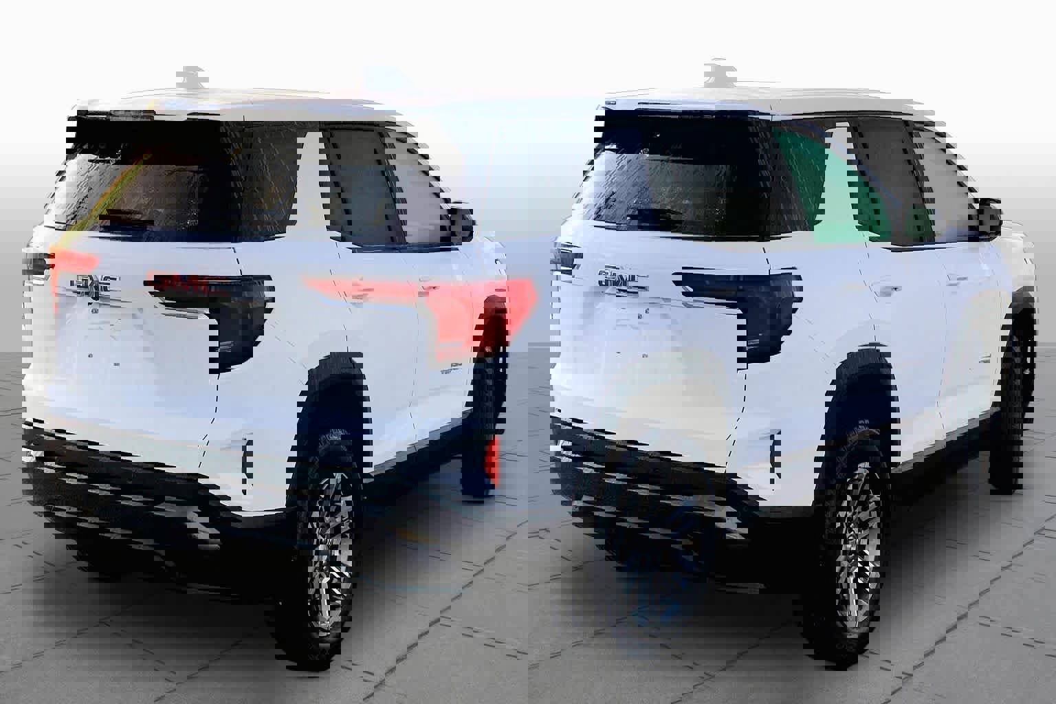 Used 2025 GMC Terrain Elevation image 3