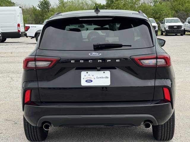 Certified 2023 Ford Escape ST-Line image 5