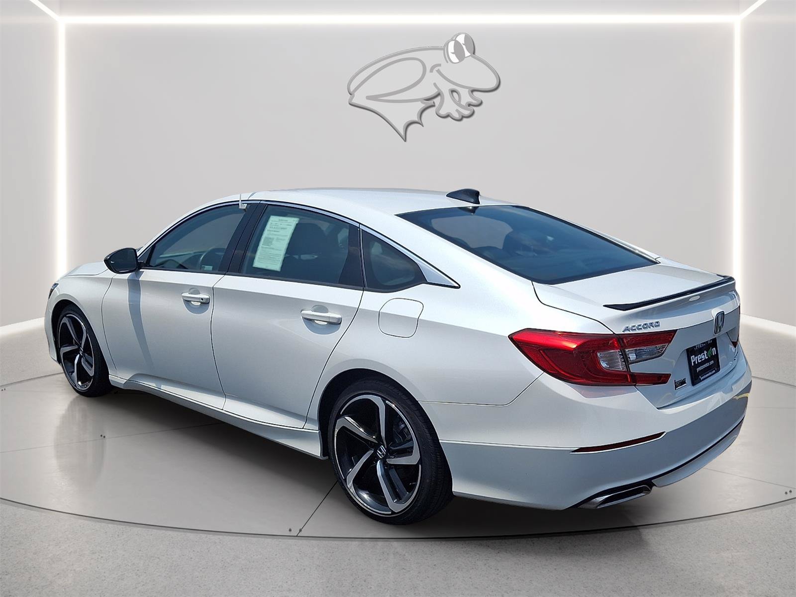 Used 2022 Honda Accord Sport image 3