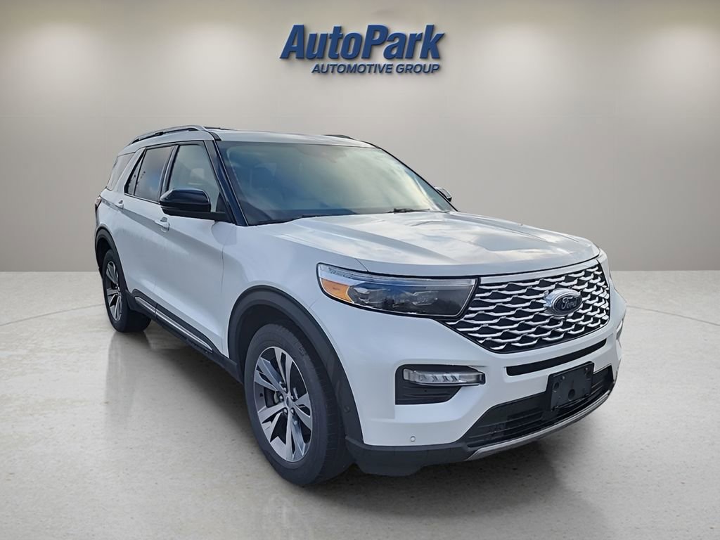 Certified 2020 Ford Explorer Platinum w/ Premium Technology Package