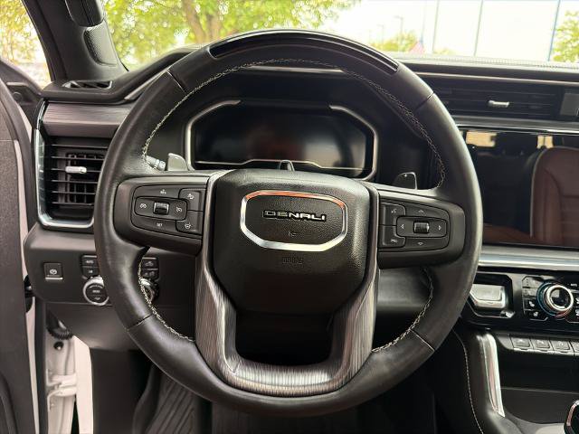 Used 2023 GMC Sierra 1500 Denali Ultimate AWD/4WD image 28