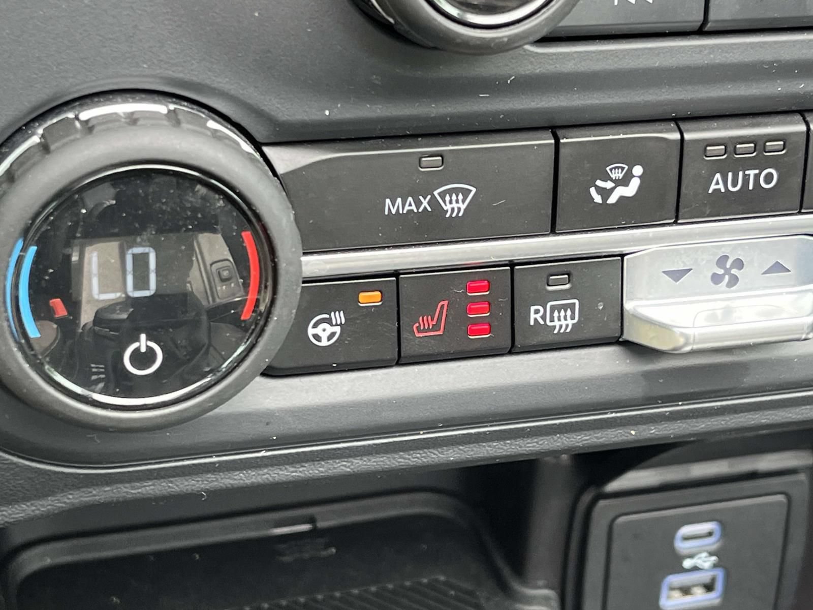 Certified 2025 Ford Bronco Outer Banks AWD/4WD image 28