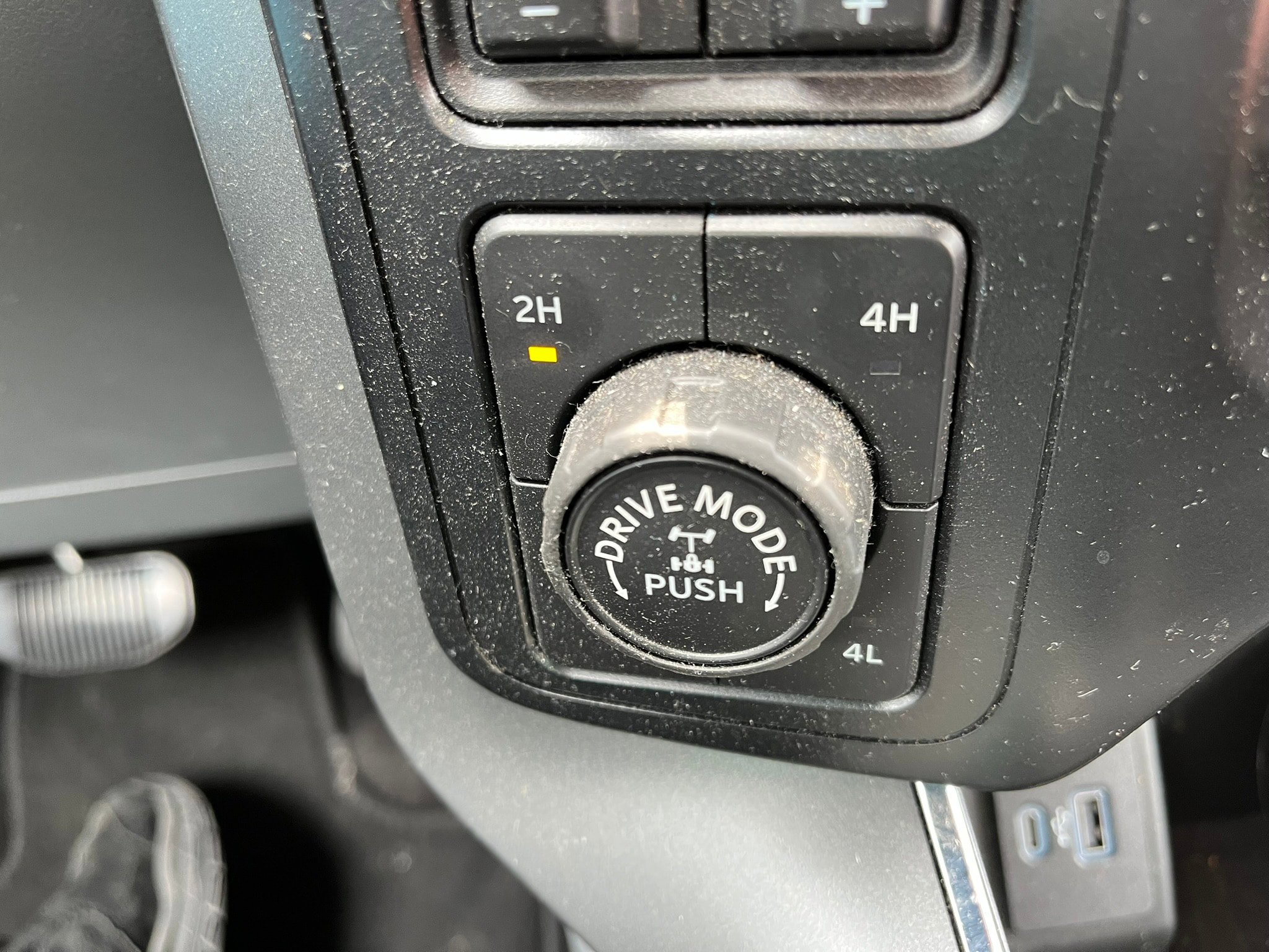 Certified 2022 Ford F150 XLT w/ Equipment Group 301A Mid AWD/4WD image 40