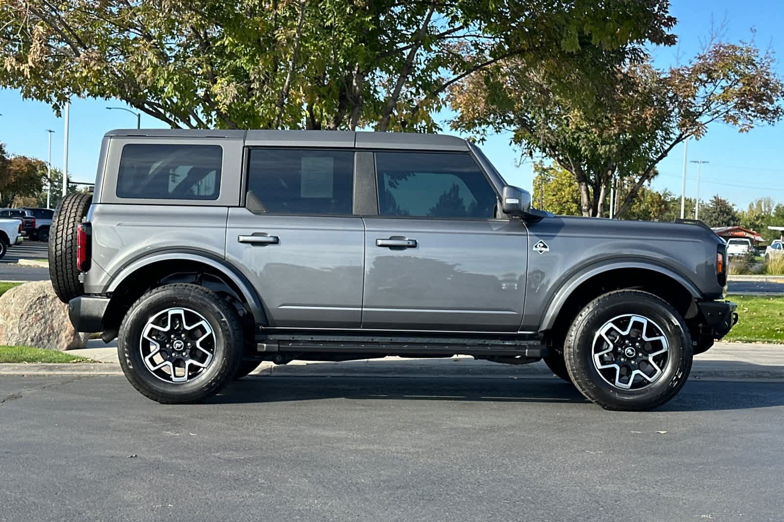 Certified 2022 Ford Bronco Outer Banks AWD/4WD image 8