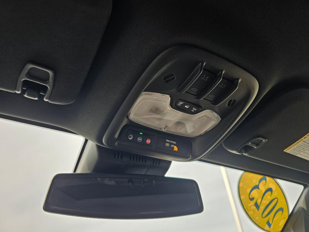 Used 2023 GMC Canyon AT4 w/ AT4 Premium Package image 26