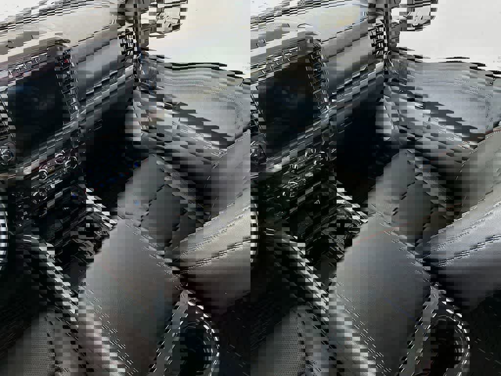 Certified 2023 Ford F250 Lariat w/ Lariat Ultimate Package image 14