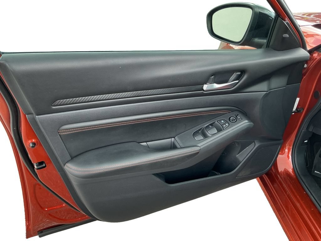Used 2021 Nissan Altima 2.5 SR FWD image 20