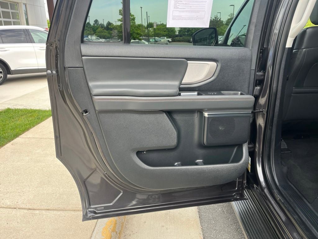 Certified 2025 Ford Expedition Max Active AWD/4WD image 19