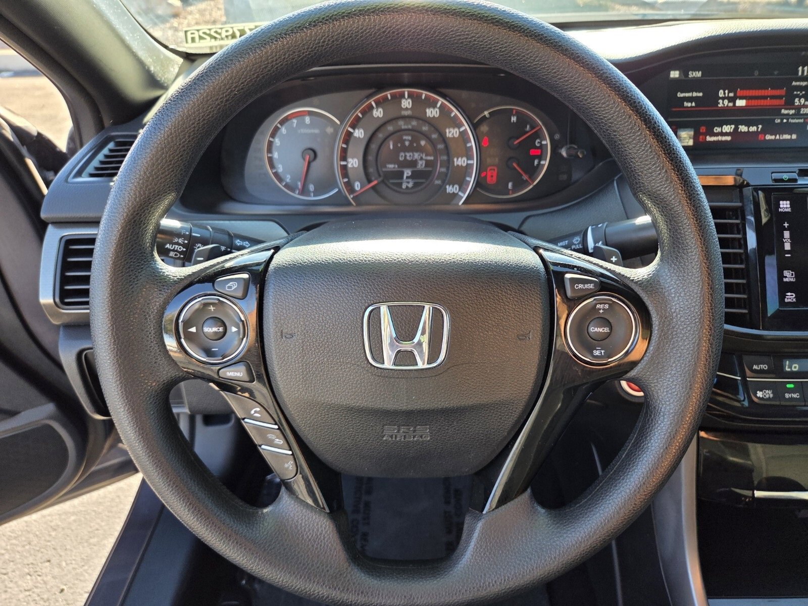 Used 2017 Honda Accord EX image 19