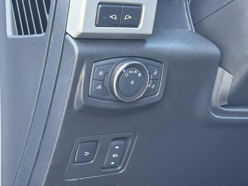 Certified 2020 Ford F250 Lariat AWD/4WD image 24
