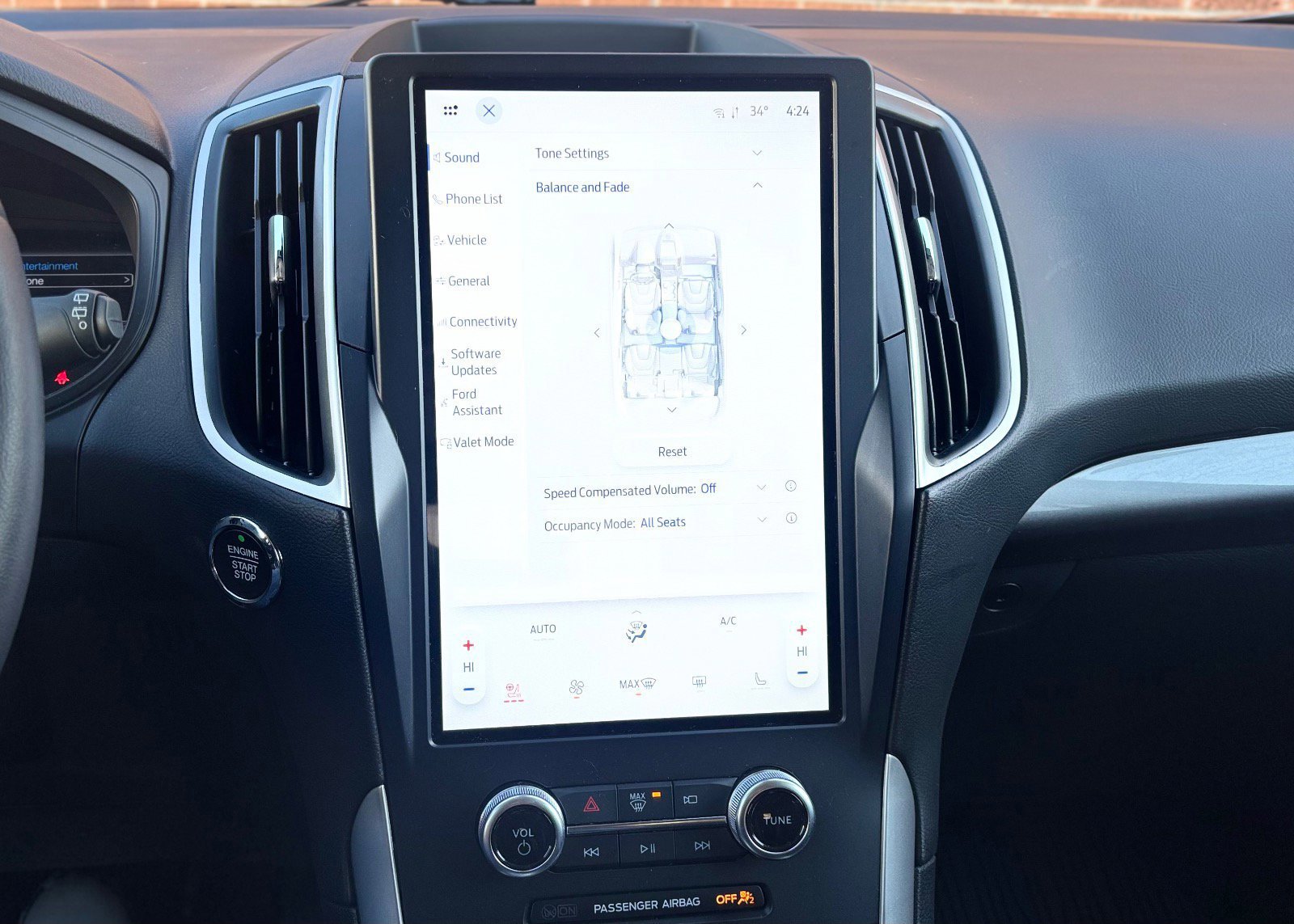 Certified 2024 Ford Edge SEL w/ Convenience Package image 42