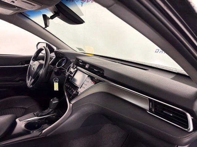 Used 2018 Toyota Camry SE FWD image 31