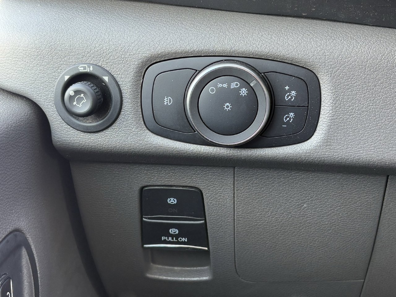 Certified 2024 Ford Transit 350 XLT RWD image 22