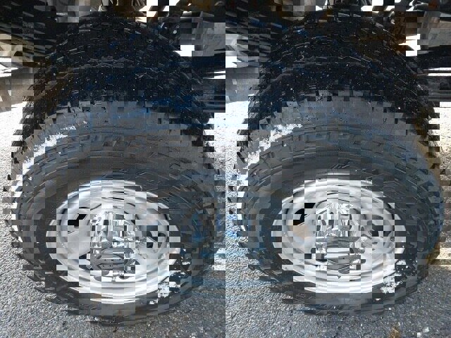 Certified 2024 Ford F350 XL w/ FX4 Off-Road Package image 12