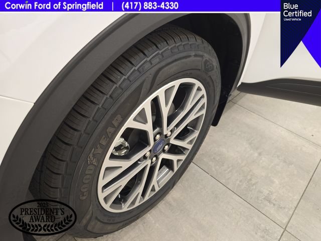Certified 2020 Ford Escape SEL FWD image 38