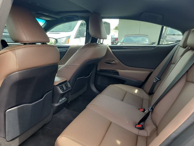 Used 2023 Lexus ES 350 w/ Accessory Package (Z1) FWD image 11