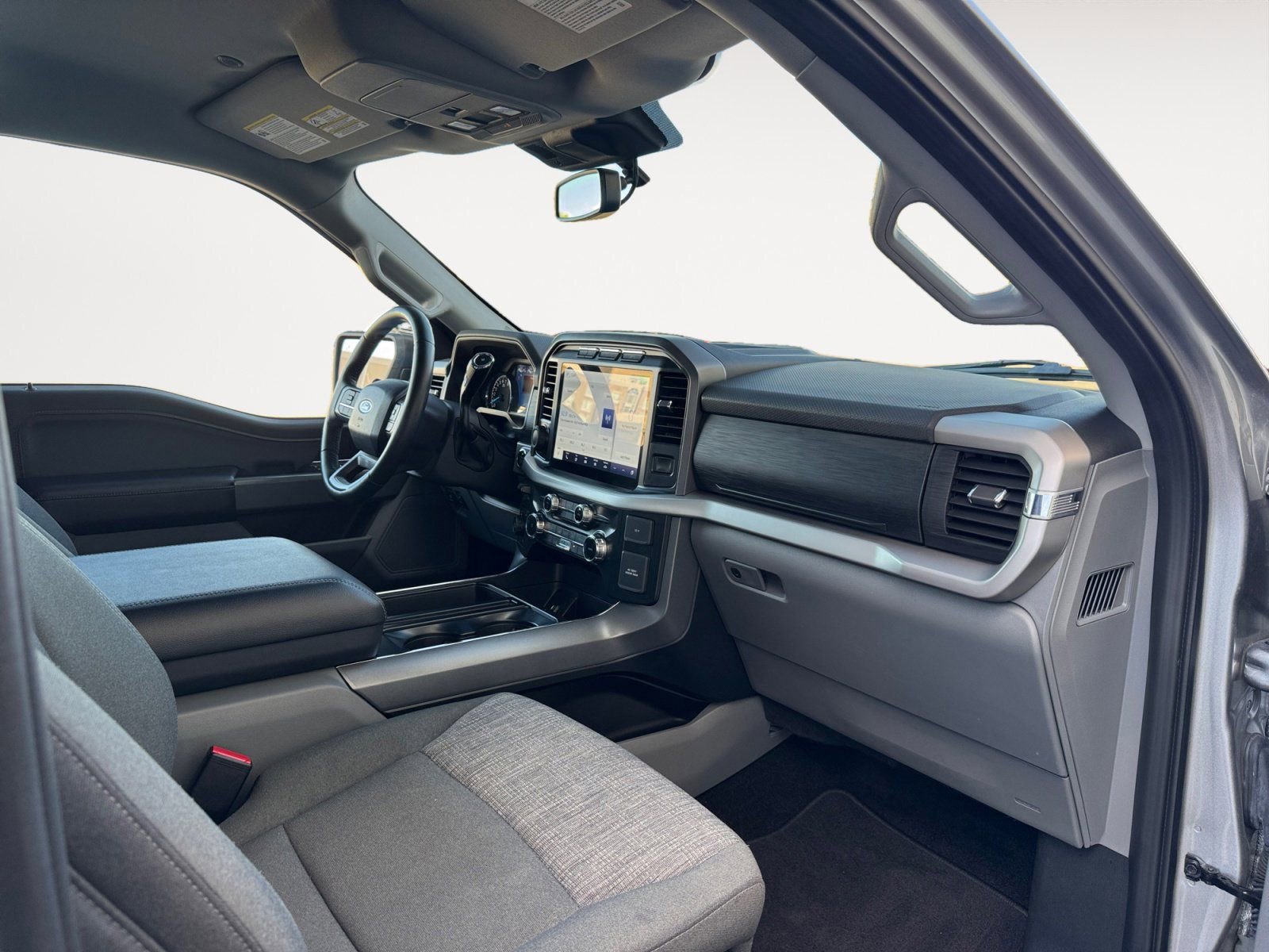 Certified 2022 Ford F150 XLT w/ Equipment Group 302A High image 15