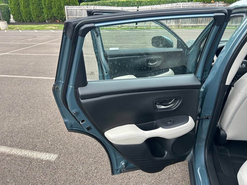 Used 2024 Honda HR-V LX image 19