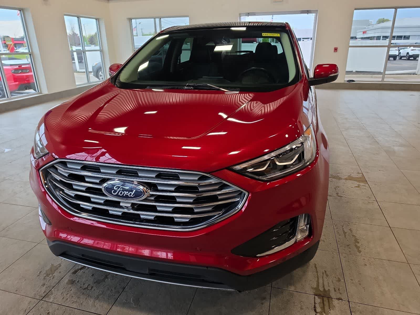Certified 2024 Ford Edge Titanium w/ Equipment Group 301A AWD/4WD video 2
