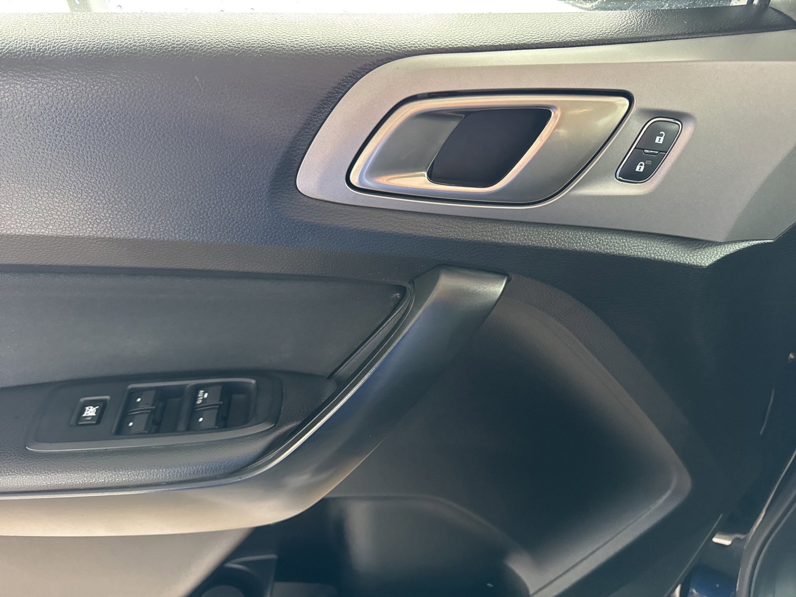 Certified 2020 Ford Ranger XLT w/ Equipment Group 301A Mid image 25