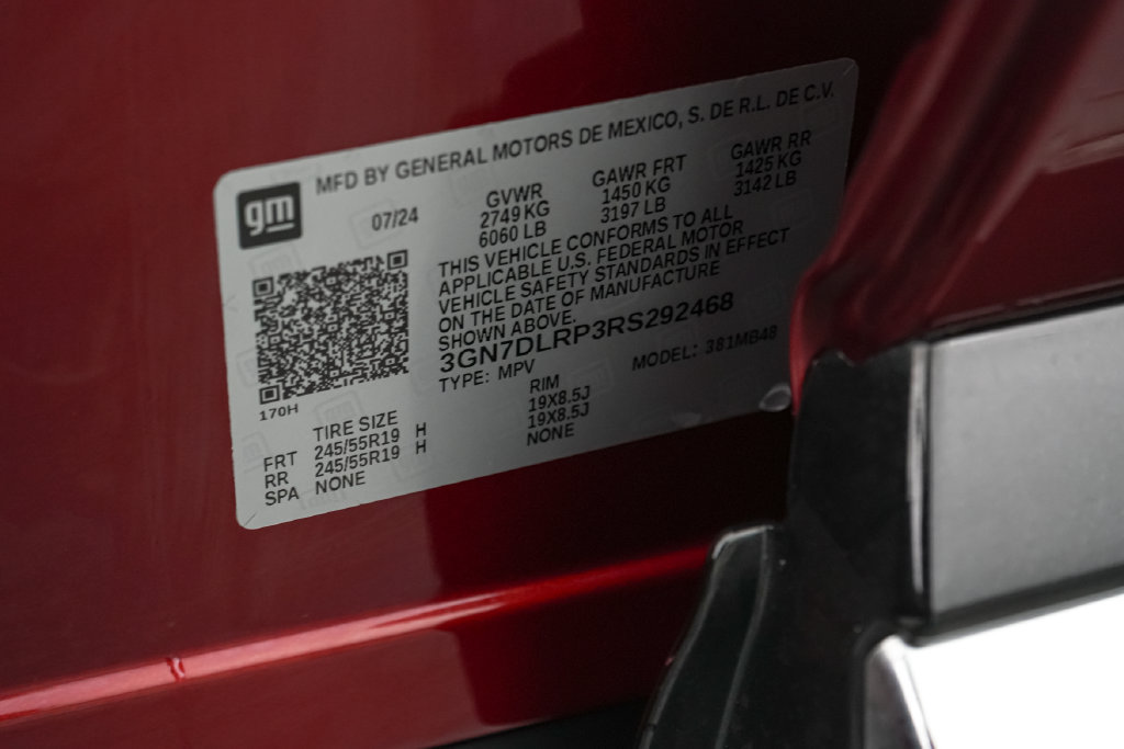 Used 2024 Chevrolet Equinox EV LT FWD image 28