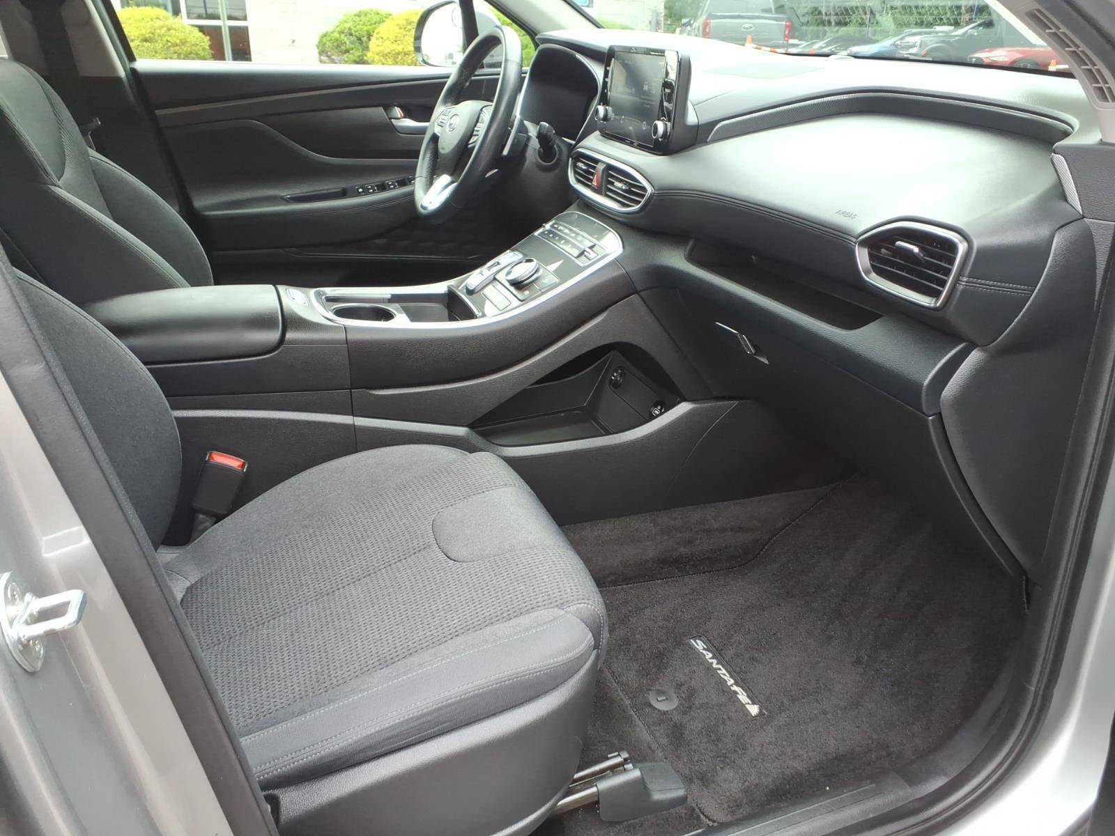 Used 2022 Hyundai Santa Fe SEL w/ Convenience Package AWD/4WD image 27