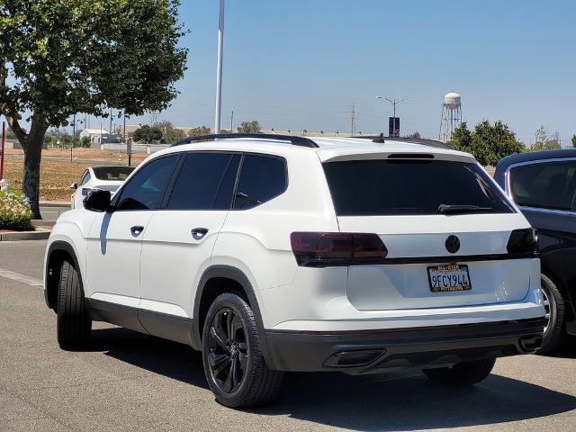 Used 2023 Volkswagen Atlas SE w/ Black Wheel Package FWD image 6
