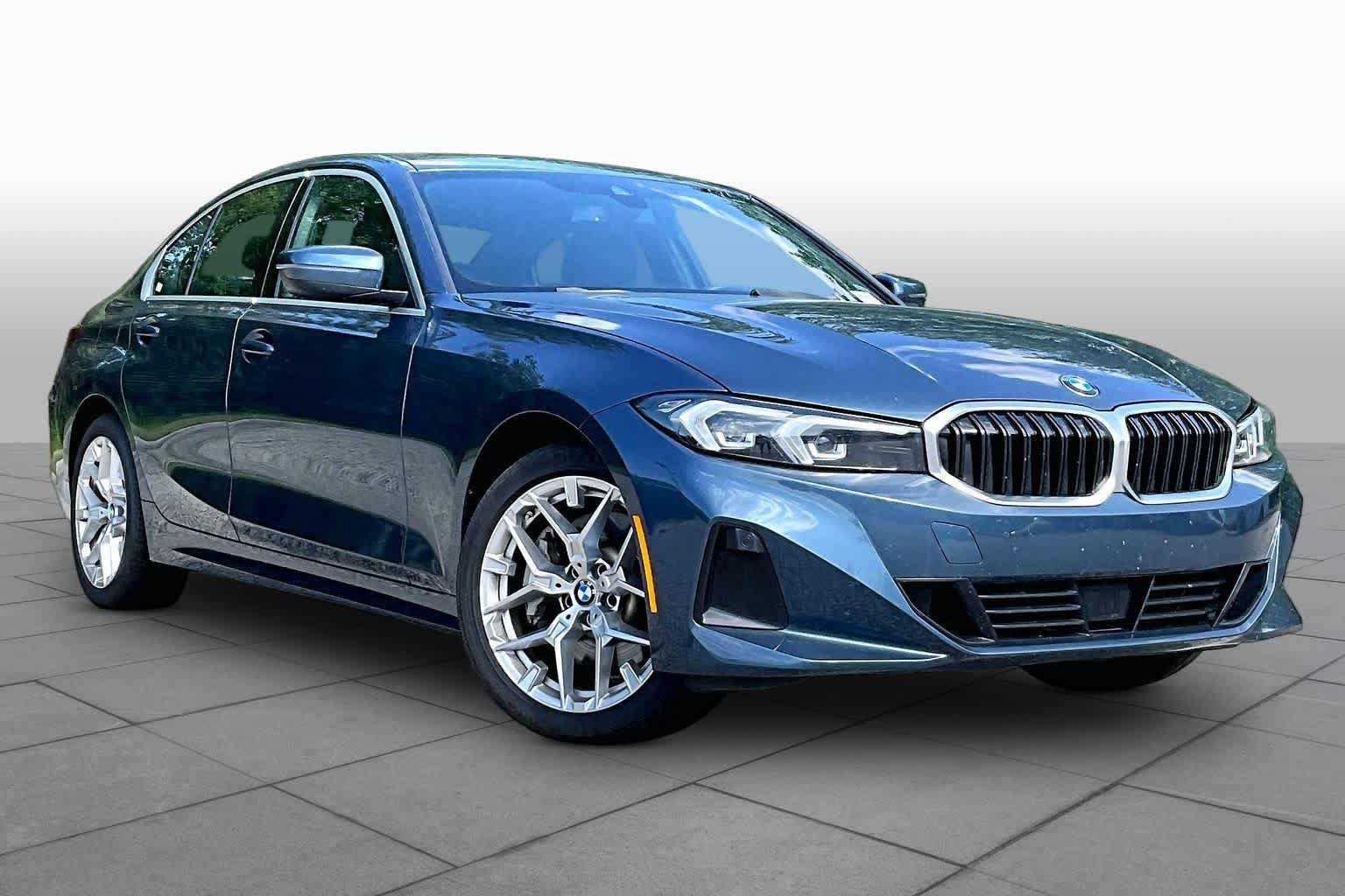Used 2025 BMW 330i xDrive Sedan AWD/4WD image 3